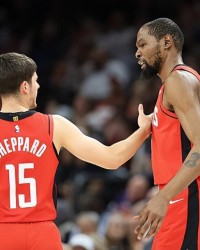 防守硬度明显提升了！火箭后场新星能否保持这样的侵略性呢？